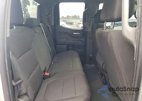 2021 Chevrolet Silverado C1500 Custom z USA, uszkodzony, nr VIN 1GCRWBEH8MZ189529